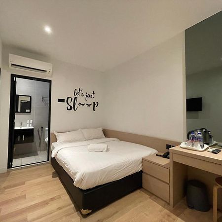 Victoria Station Hotel Melaka Bagian luar foto