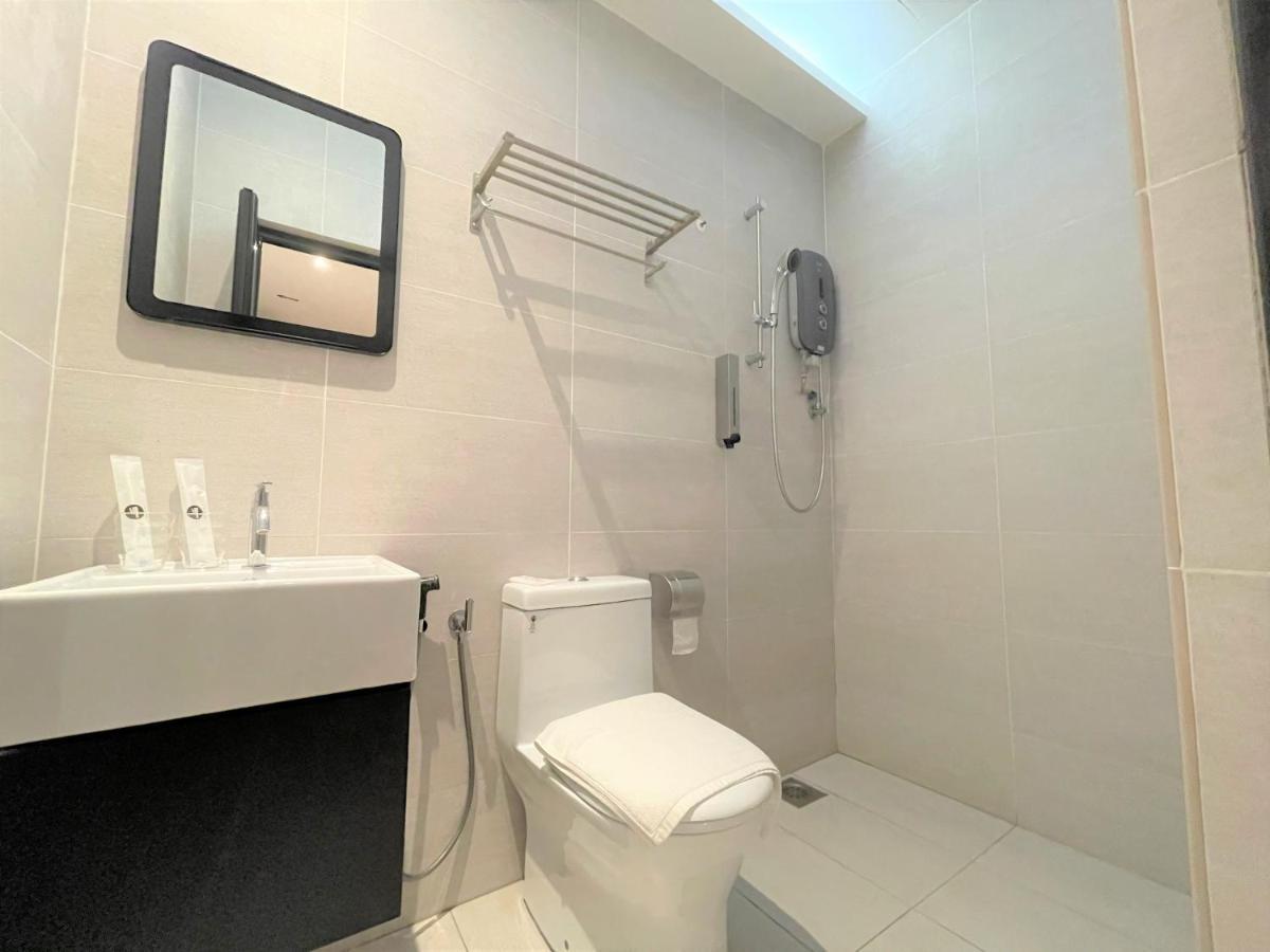 Victoria Station Hotel Melaka Bagian luar foto