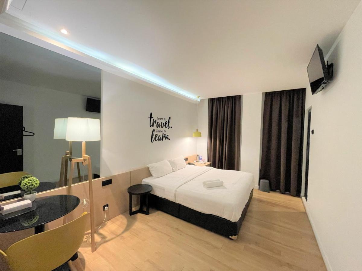 Victoria Station Hotel Melaka Bagian luar foto