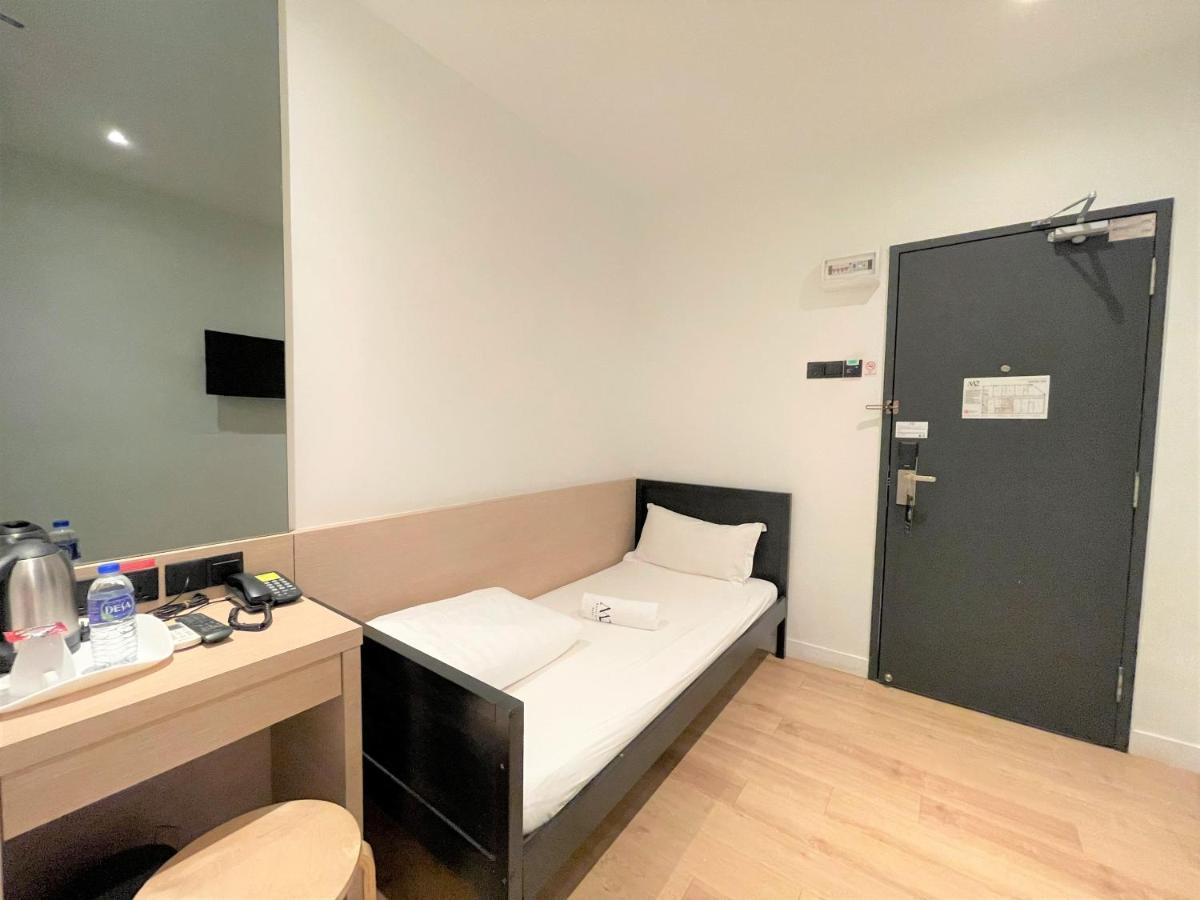 Victoria Station Hotel Melaka Bagian luar foto